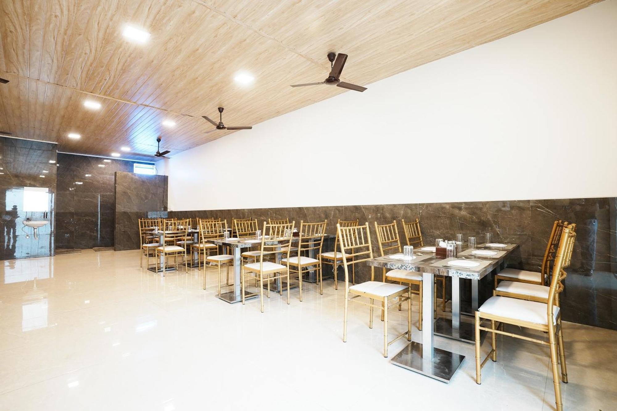 Madhav Residency Hotel & Banquet, Kalyan, Mumbai Εξωτερικό φωτογραφία