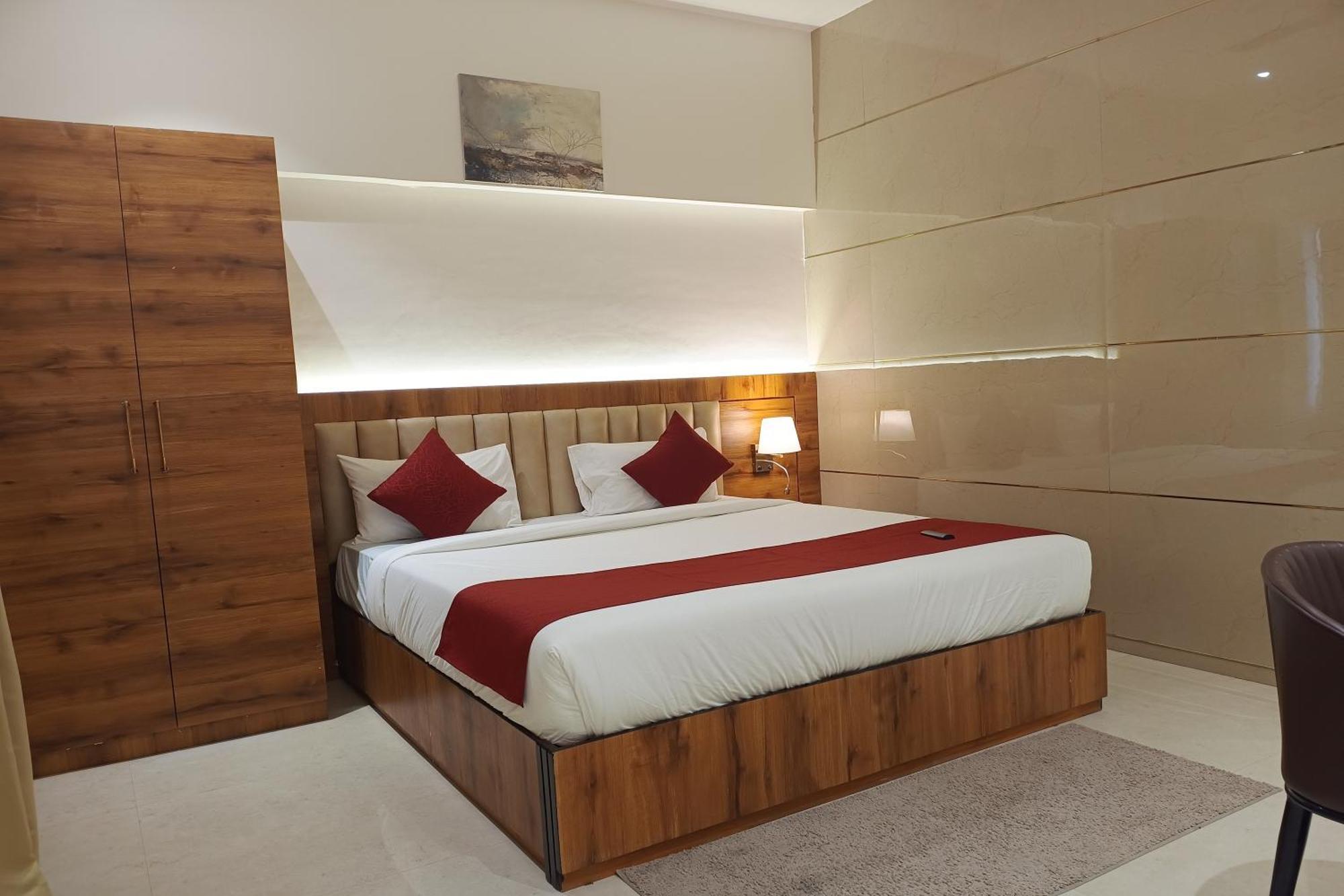 Madhav Residency Hotel & Banquet, Kalyan, Mumbai Εξωτερικό φωτογραφία