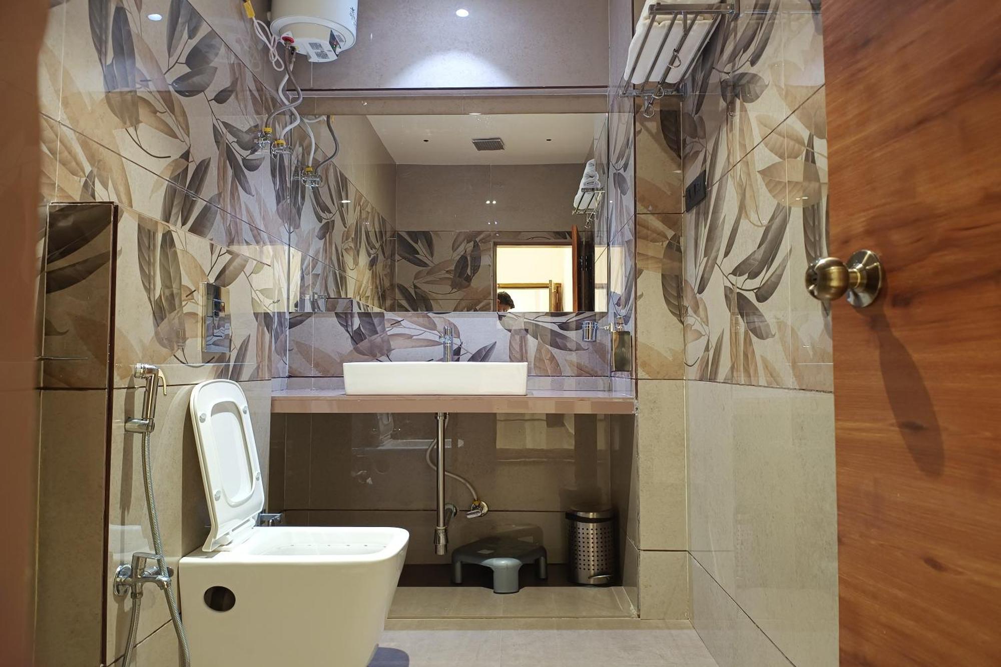 Madhav Residency Hotel & Banquet, Kalyan, Mumbai Εξωτερικό φωτογραφία